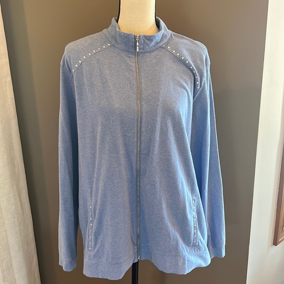 Chicos sweatsuit - Picture 2 of 12